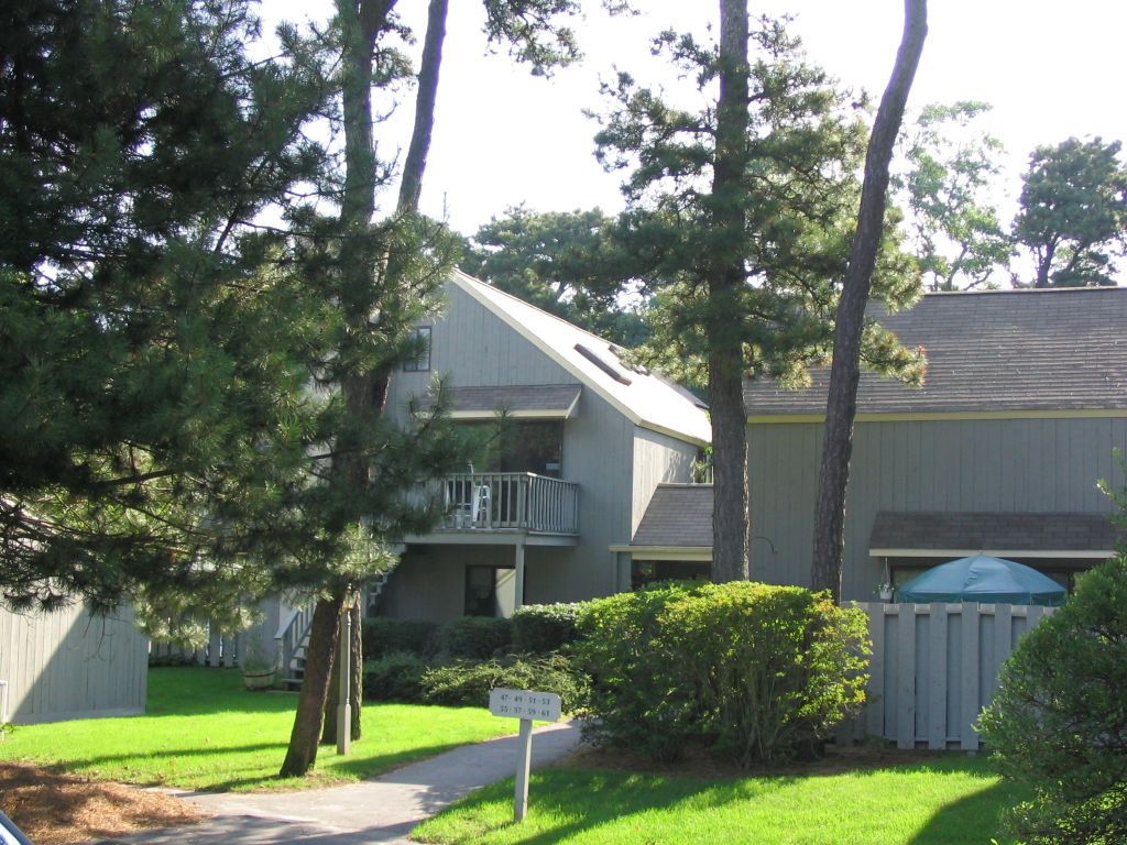 Pictures of Sea Pines Condominiums, Brewster, Massachusetts